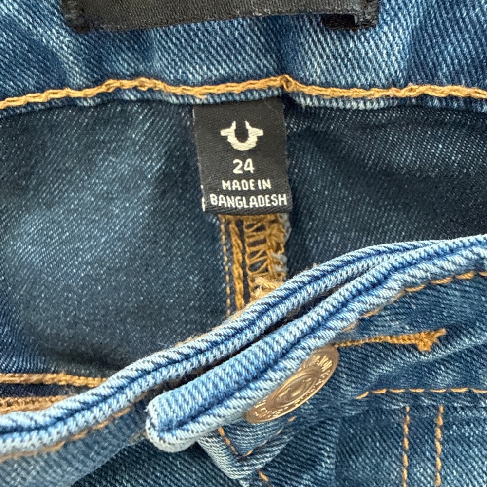 True Religon Jeans - Picture 2 of 4